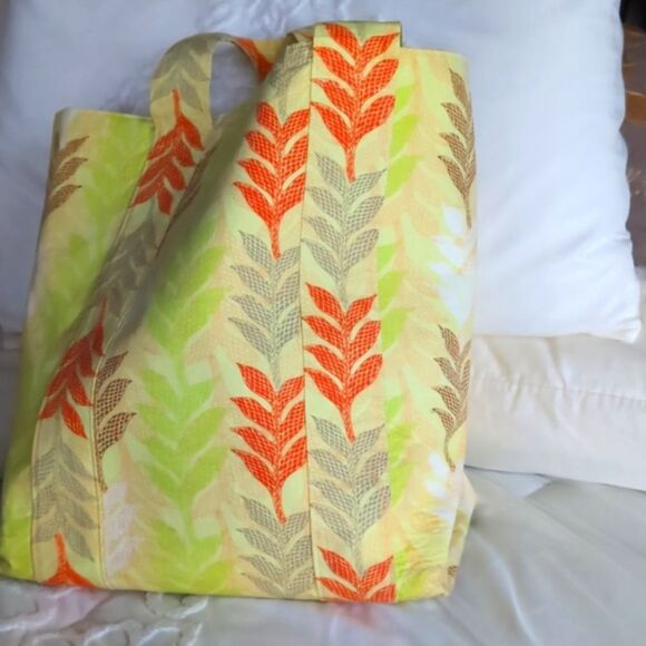 Bright 😎 Cheerful XL Cloth Tote - Picture 3 of 11